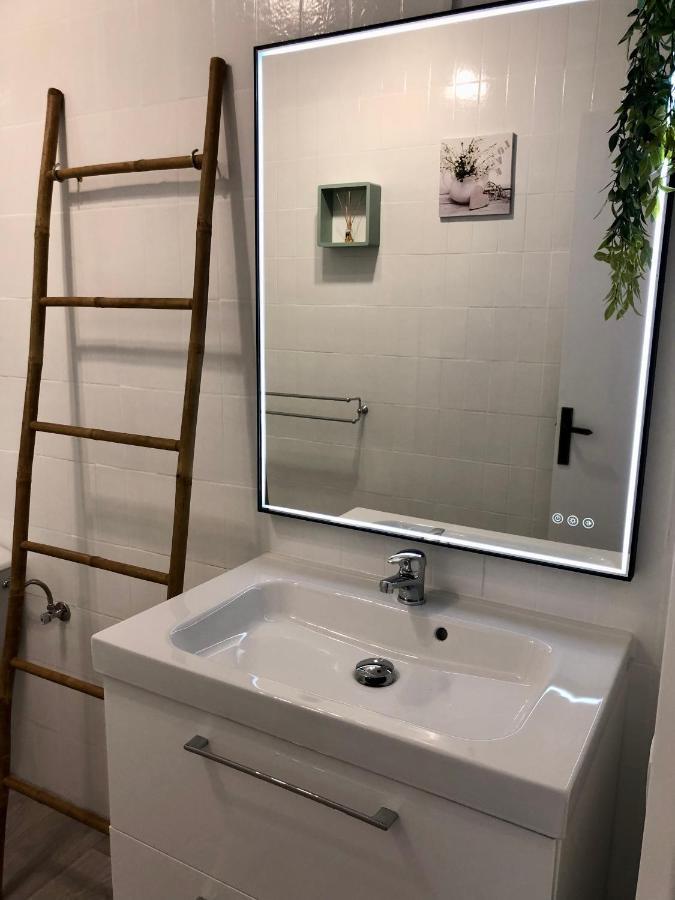 Appartement 80 M2,Port Rhodes D-2 Chambres, Terrasse Panoramique, Vue Sur Le Canal Principal D'Empuriabrava Εξωτερικό φωτογραφία