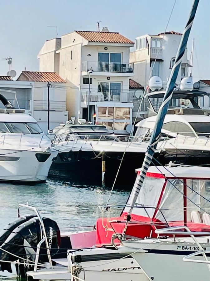 Appartement 80 M2,Port Rhodes D-2 Chambres, Terrasse Panoramique, Vue Sur Le Canal Principal D'Empuriabrava Εξωτερικό φωτογραφία